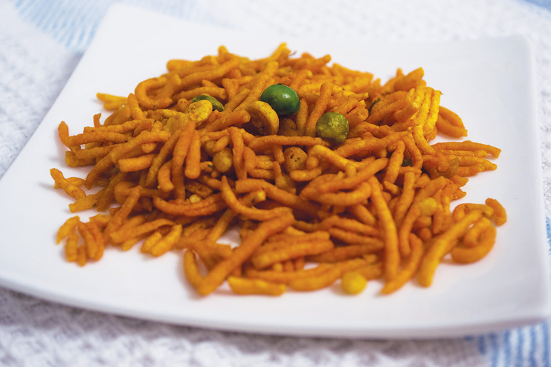 Illustration for article titled Deepavali's Savoury Snacks